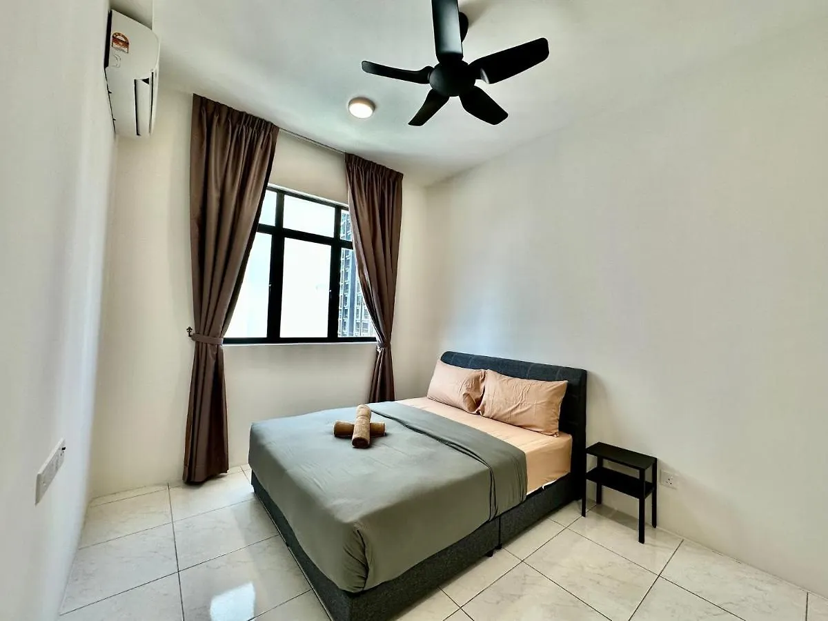 13A5Thesun#Bayanlepas#Queensbaymall#Cozyhomestay Bayan Lepas 0*,  Malaysia
